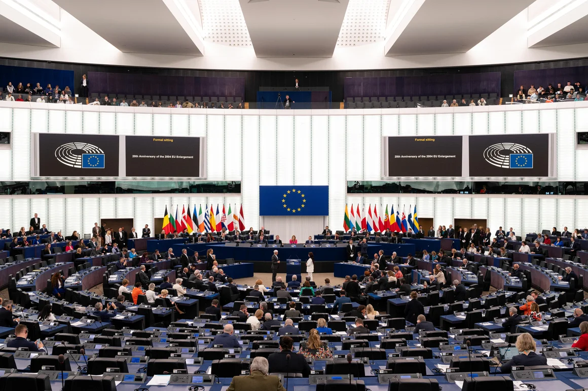 Европейският парламент даде зелена светлина на България за еврозоната
