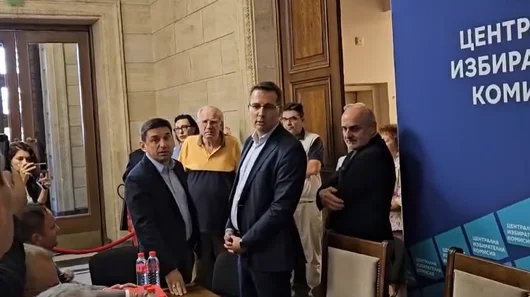 И двете фракции на ДПС отказаха да изпълнят изискването на ЦИК