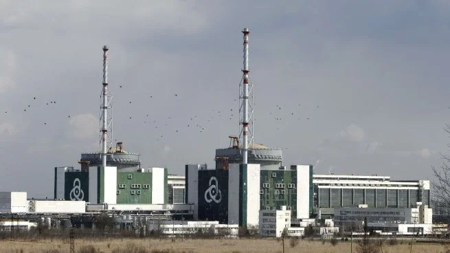 Бездействието за 7 блок на "Козлодуй" има цена - и всеки я плаща със сметката за ток
