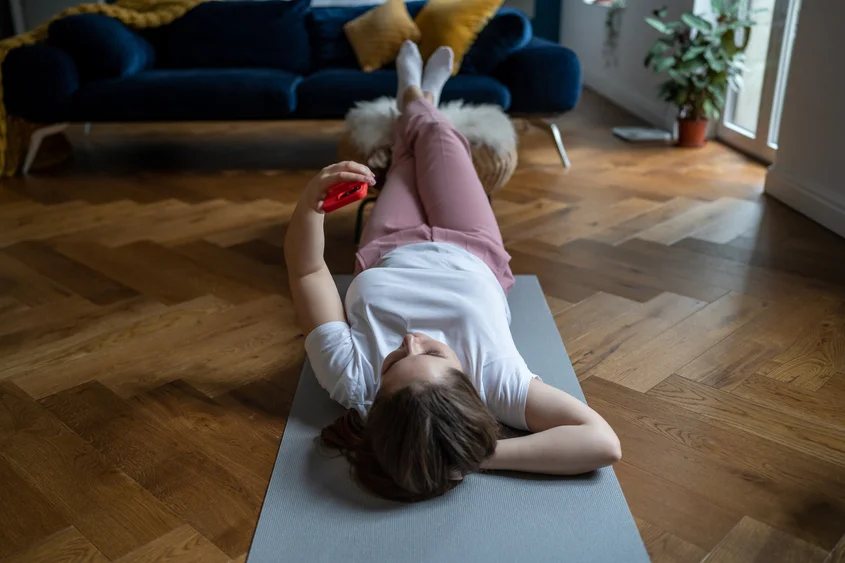 being-lazy-woman-female