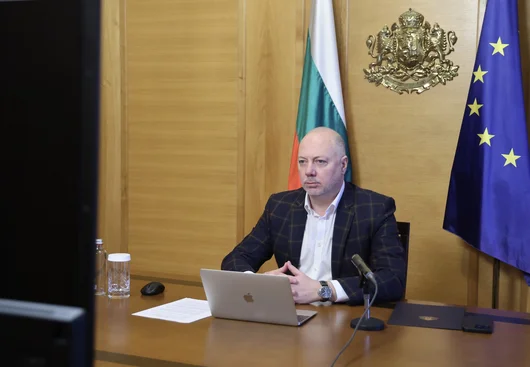 Росен Желязков нарече Васил Терзиев "съдружник" в решението на транспортната криза
