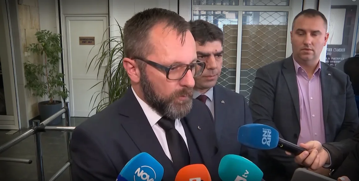 Прокуратурата проверява бонусите за над 2,2 млн. лв. за шефовете в Пътната агенция