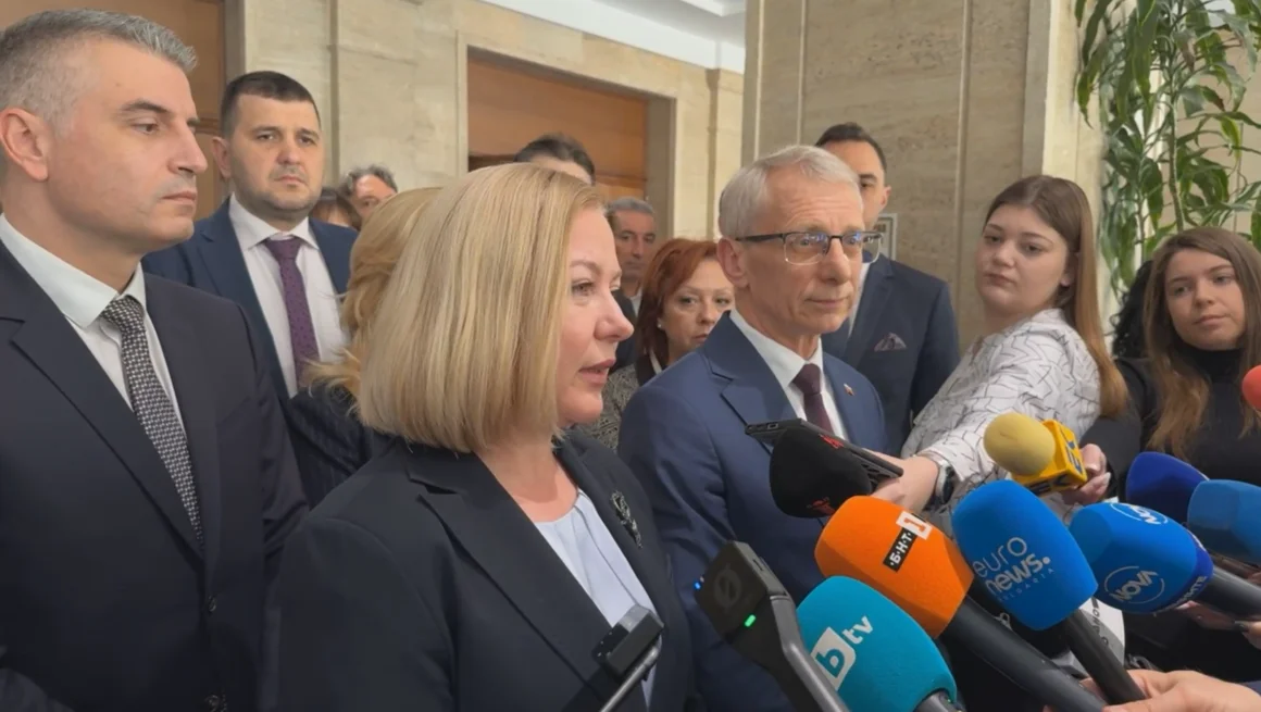 Управлява проруско мнозинство, обяви ПП-ДБ заради отказа от продажба на реакторите за "Белене" на Киев