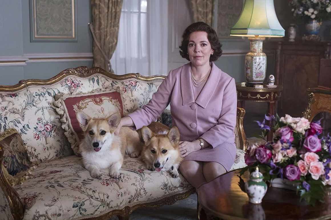 The Crown 3: Новото лице на Елизабет II