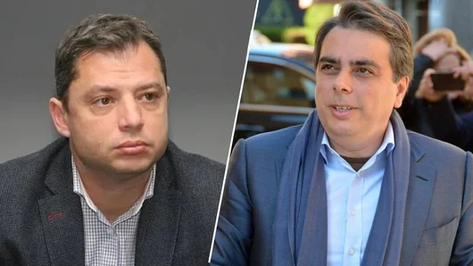 Асен Василев осъди Делян Добрев за обида