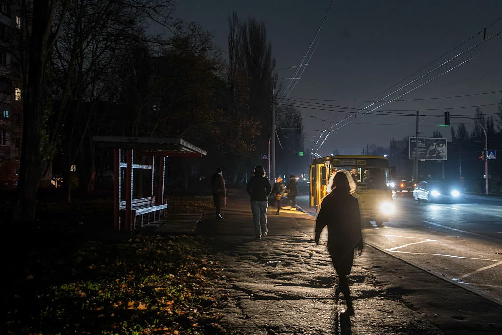 Украйна разследва корупция в енергетиката си след мащабни руски удари 