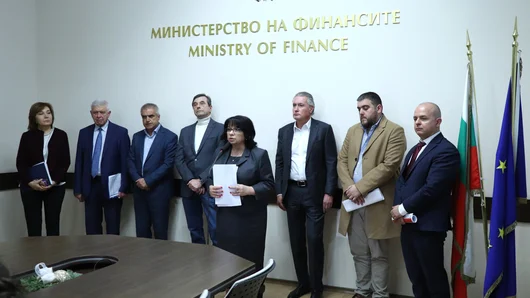 Бюджетът за здраве през 2026 г. раздели и бизнеса, и синдикатите