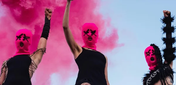 И Pussy Riot ще е "екстремистка организация" в Русия на Путин