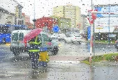 Жълт код за бури и градушки е обявен за части от Черноморието