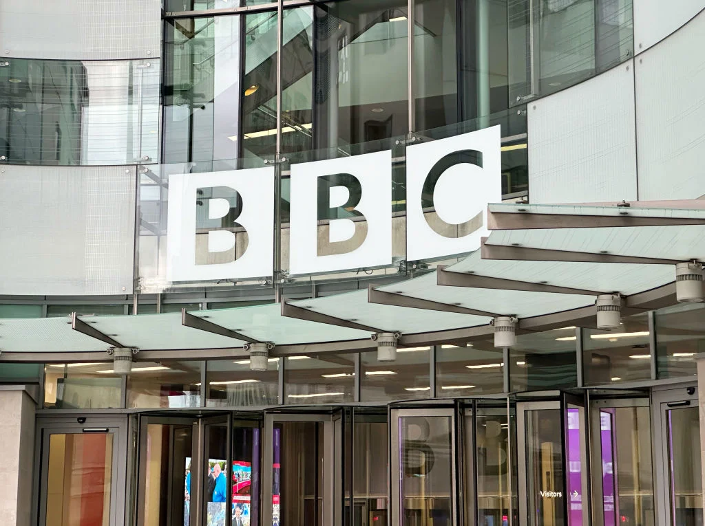 FT: Британската телевизия BBC влиза в партньорство с YouTube