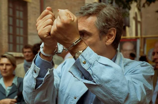 Истинската история от сериала Portobello: ТВ водещият, виновен до доказване на противното