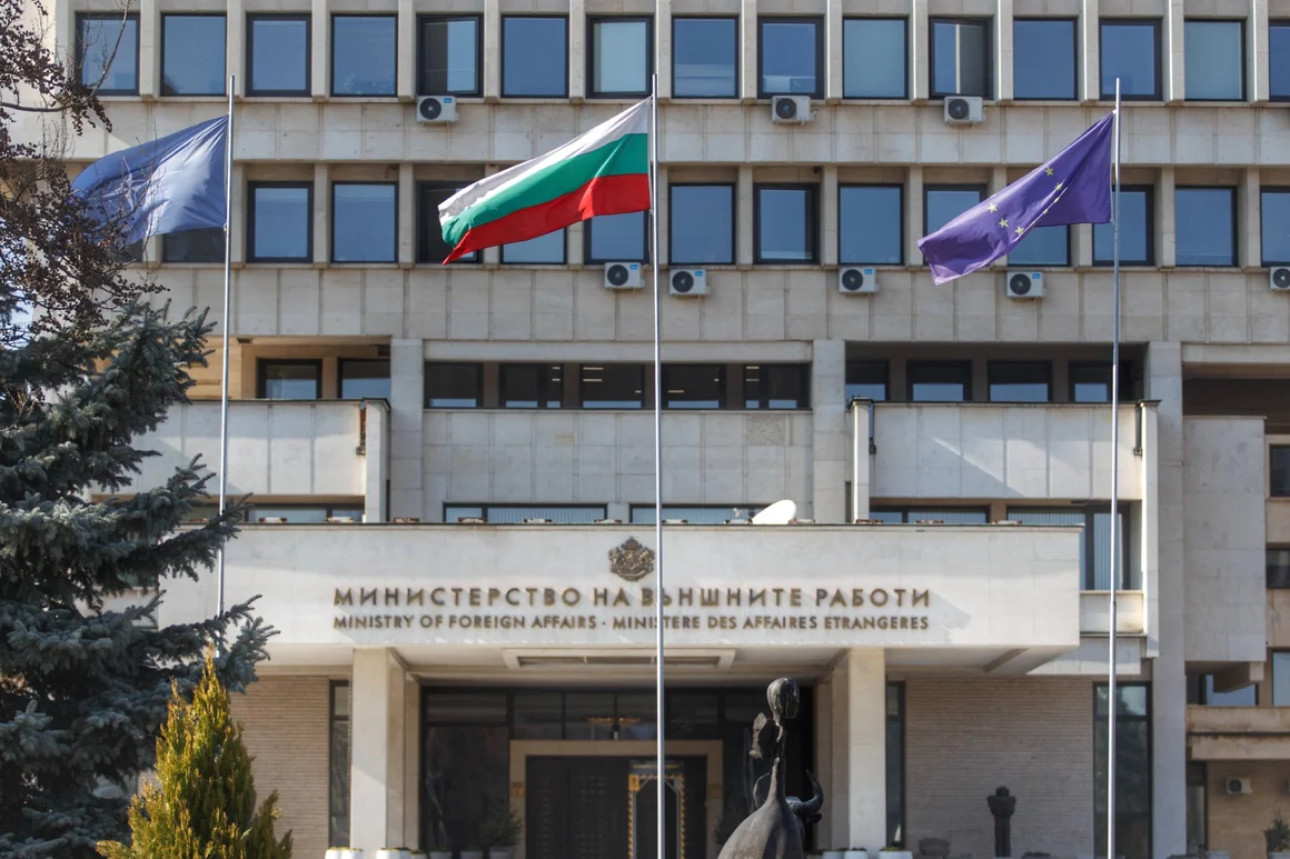 Външно министерство осъди действията на Иран, призова българите в региона да търсят съдействие