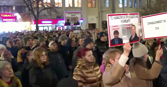 „Справедливост за Ети“: Хиляди протестираха пред Съдебната палата в София