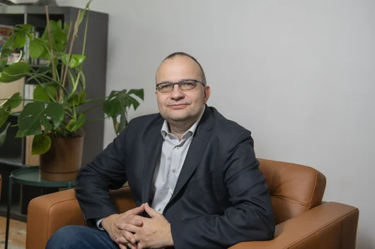 Мартин Димитров за "Булевард България": „Ново начало“ стана най-лявата партия, но и ГЕРБ направи силен ляв завой