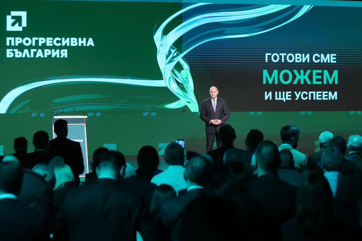 Радев се закани на олигархията и не намери за нужно да спомене НАТО и ЕС 