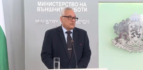 МВнР призова българските граждани да напуснат Близкия изток незабавно