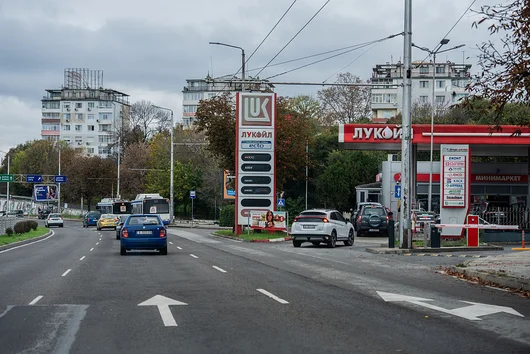 Помощта от 20 евро заради скъпите горива ще се изплаща след изрично заявление