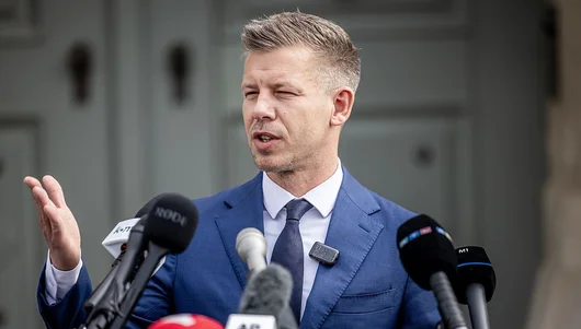 Петер Мадяр избра зет си за правосъден министър