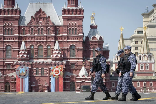 Русия проведе най-скромния си парад за Деня на победата