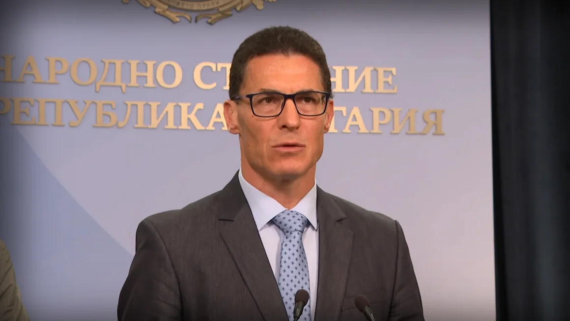 ПБ пита Сметната палата защо държавният бюджет е на дефицит, но няма да намалява пенсиите