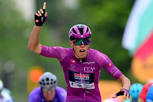Красивият български финал. Пол Мание спечели третия етап на Giro d'Italia
