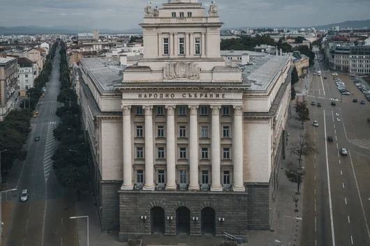 Референдум без граници: Как Изборният кодекс обезсмисли Великото Народно събрание