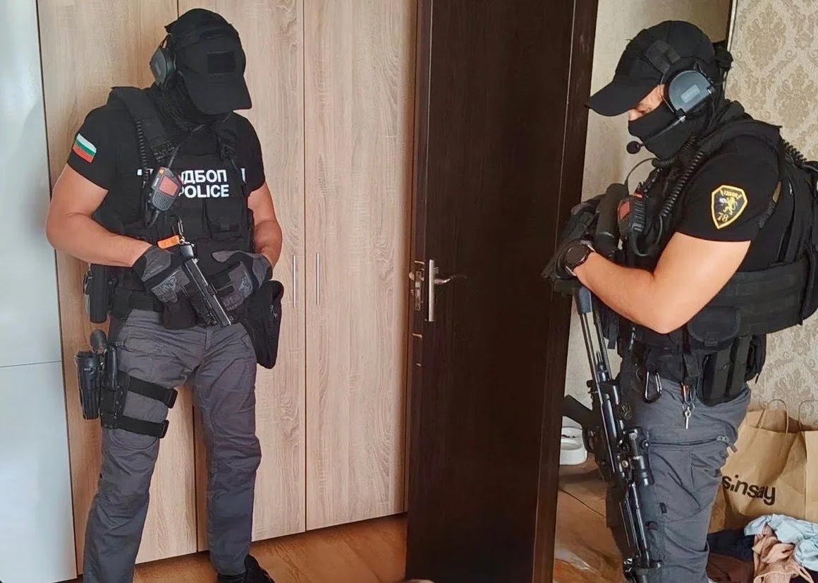 Арестуваха съпругата на един от "Калашниците" за заплахи срещу свидетелка по делото