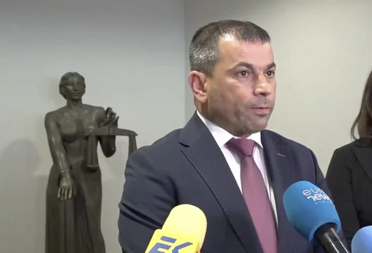 Обвиниха касиерка на политическа партия за измама с банкови кредити за почти 1 млн. евро