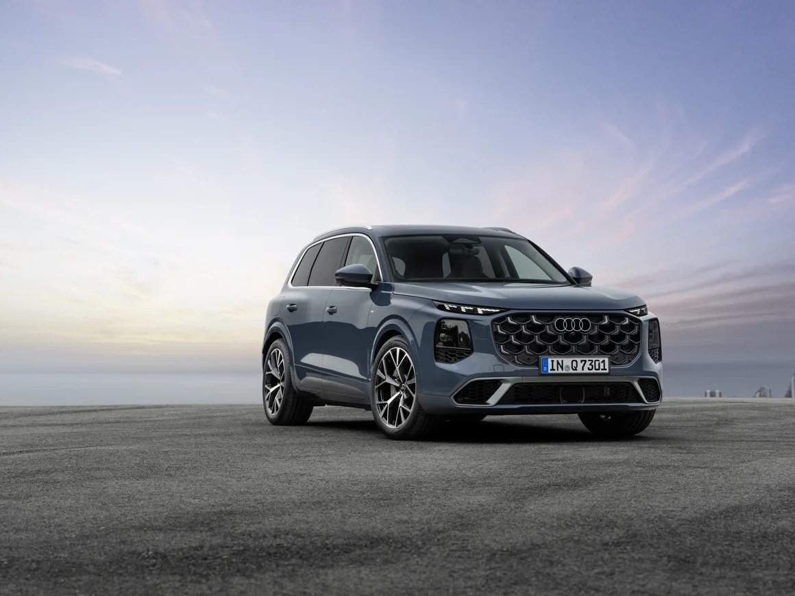 Audi представи третото поколение на Q7 с до седем места и V6 дизелов двигател
