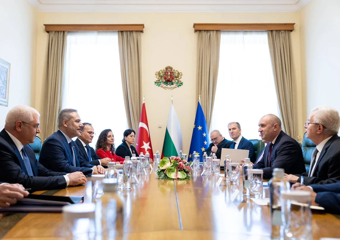 Радев "няма афинитет към модата", очаква отстъпки за "Боташ" в замяна на ново споразумение с Турция