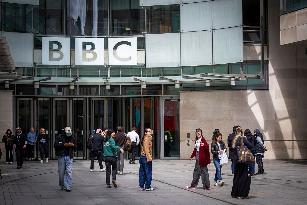 Британската BBC започва масови съкращения още следващата седмица