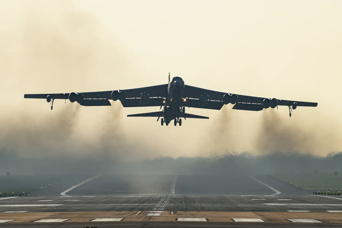 Осем души загинаха при катастрофа на бомбардировач B-52 край Лос Анджелис