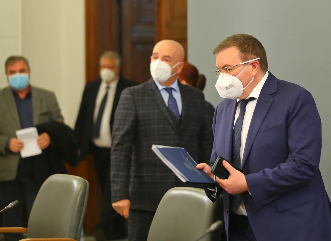 България прие Национален план за готовност при пандемия на осмия месец от Covid-епидемията