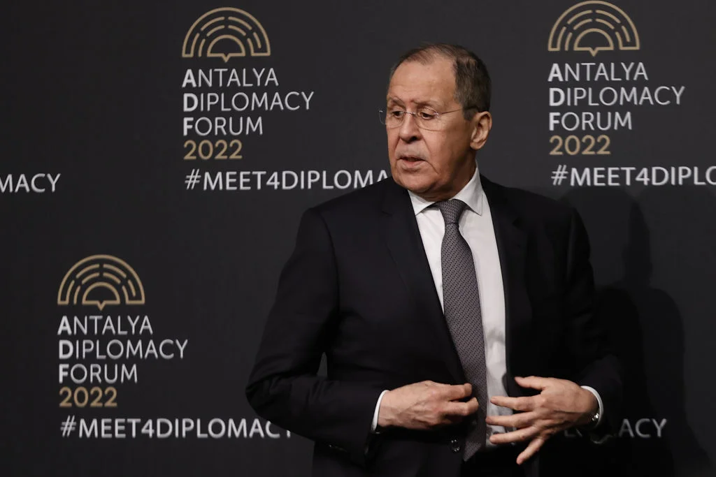 Сергей Лавров внезапно обяви, че Русия не нападала Украйна, а взривената детска болница била военна база