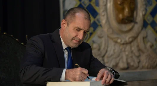 Енергийната авантюра на Радев с Русия е равнозначна на рушене на международния ред