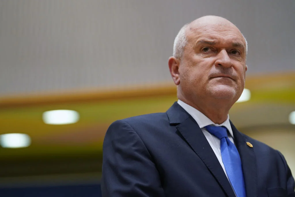 Главчев пита Народното събрание кой да ни представлява на Срещата на върха на НАТО