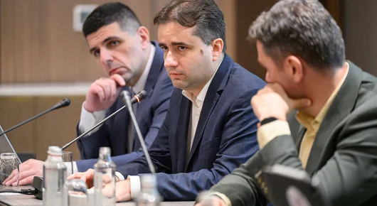 ДБ: Разделянето на групата ПП-ДБ е сериозна политическа грешка