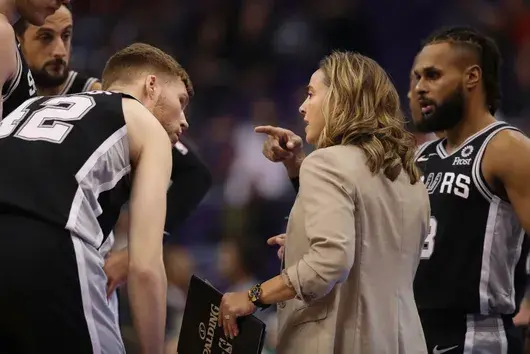 Беки Хамън - първата жена треньор в NBA, която грабва вниманието и на най-големите звезди