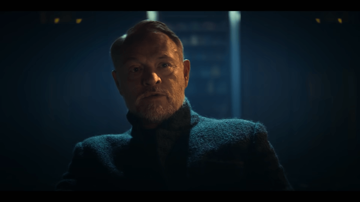 <br><br>
<b>Фондацията - AppleTV+</b>
<br><br>
Sci-fi класиката на Айзък Азимов ще се превърне в сериал през 2021 г.: Джаред Харис ("Чернобил") ще влезе в ролята на брилянтния създател на психоисторията Хари Селдън, който предвижда разпада на Галактическата империя и решава да спаси цивилизацията чрез опазване на познанието й.