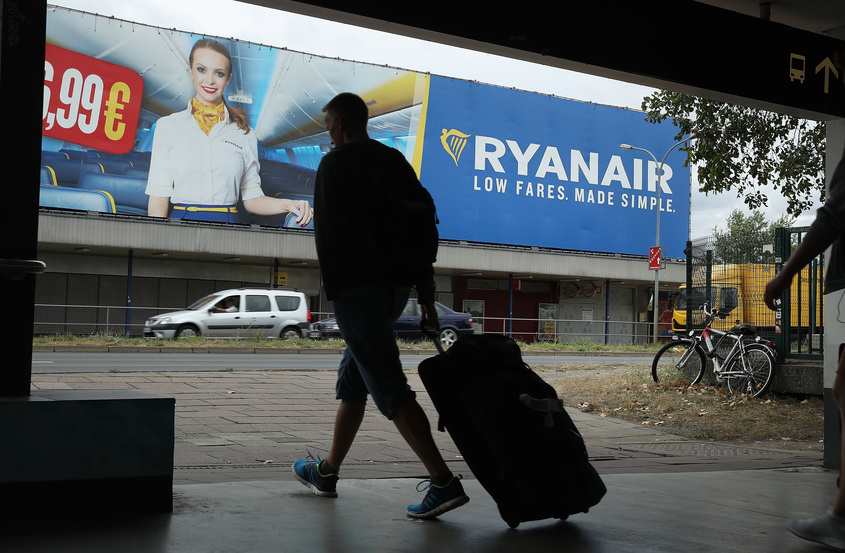 Полетът се отлага: Ryanair очаква нов драстичен спад заради Covid-19
