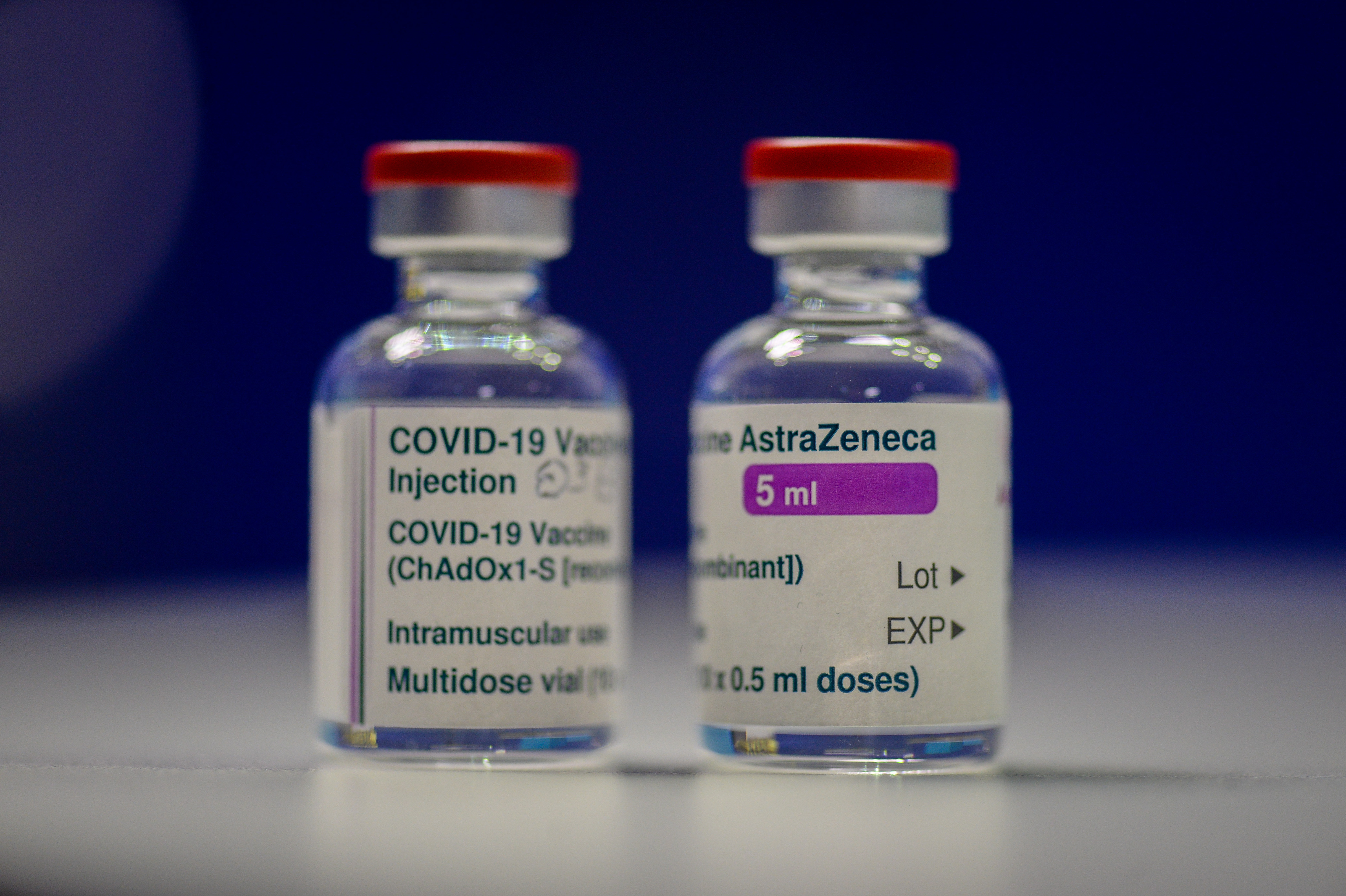 Ваксината на AstraZeneca е одобрена от Европейската агенция по лекарствата