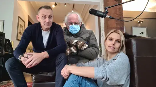 ЖИВОТЪТ И ДРУГИ НЕЩА Е53