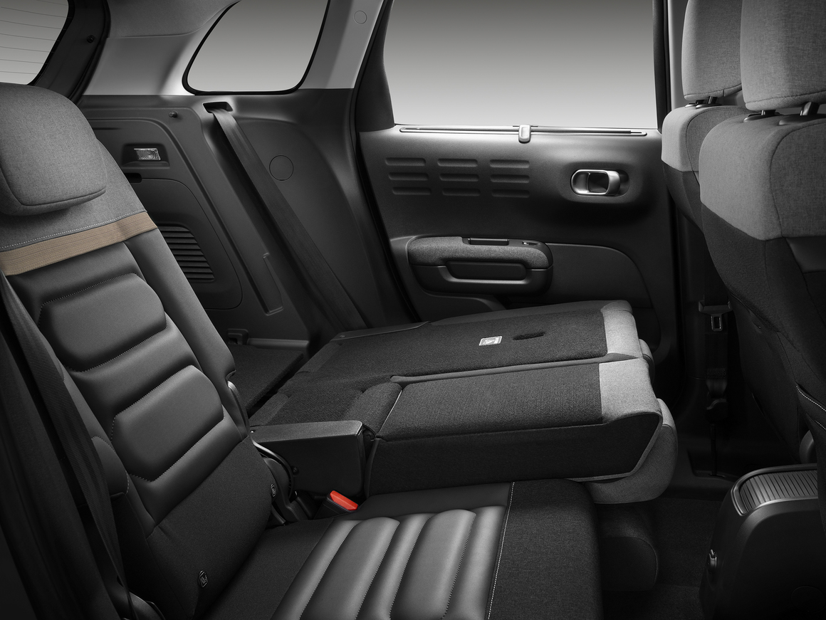 <p>C3 Aircross предлага още повече удобство при пътуване със седалките Advanced Comfort, въведени първо при C4 Cactus и C5 Aircross.</p>