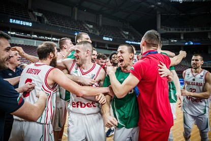 България посрещна баскетболните герои: "Искрата е запалена, сега трябва да загори истинският огън"