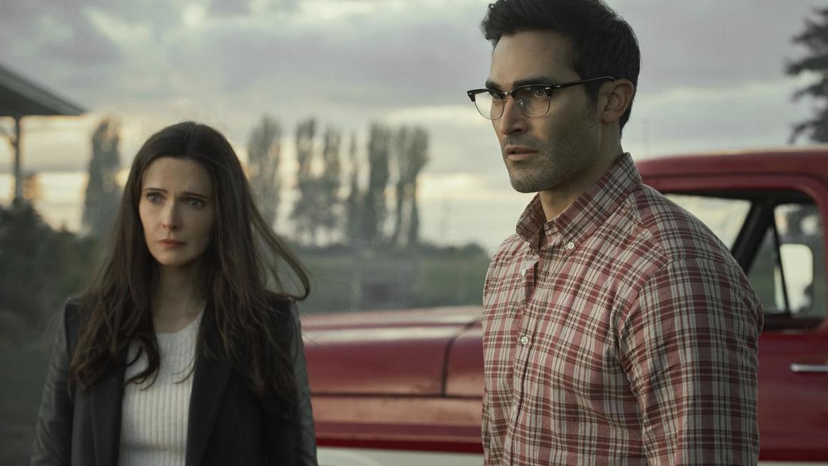<p><strong>Супермен и Лоис / Superman and Lois </strong></p>
<p>Нестандартен сериал, вдъхновен от комиксите на DC, се задава по HBO Go: най-известният супергерой във вселената Супермен тук е просто Кларк Кент, баща на две момчета и съпруг на Лоис Лейн. Семейството се опитва да се справи със стреса и трудностите от съчетанието между работата и отглеждането на децата си в Смолвил. Разбира се, никога няма скучен момент в живота на един супергерой. Първият епизод вече е наличен в HBO Go.</p>