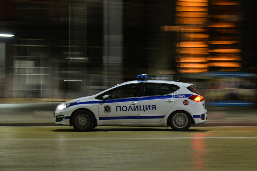 Шофьорът, ударил 12 коли при гонка с полицията в София, бил на 15 години