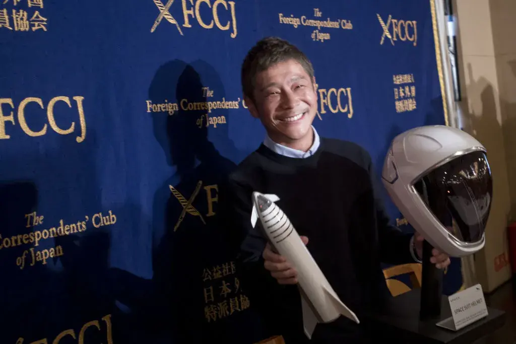 Японски милиардер търси 8 души за пътешествие до Луната - всеки може да кандидатства