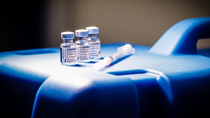 Личните лекари ще ваксинират с Pfizer и Moderna през април