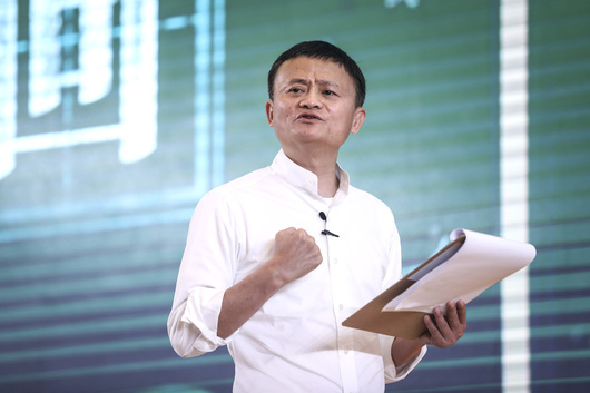 Основателят на Alibaba е напуснал Китай - от шест месеца живее в Токио