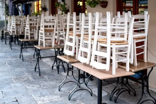 България се справя по-добре от Гърция с Covid-19? Верно ли?